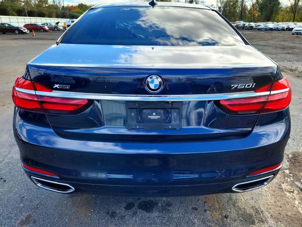 2018 BMW 750 xDrive — DIRR