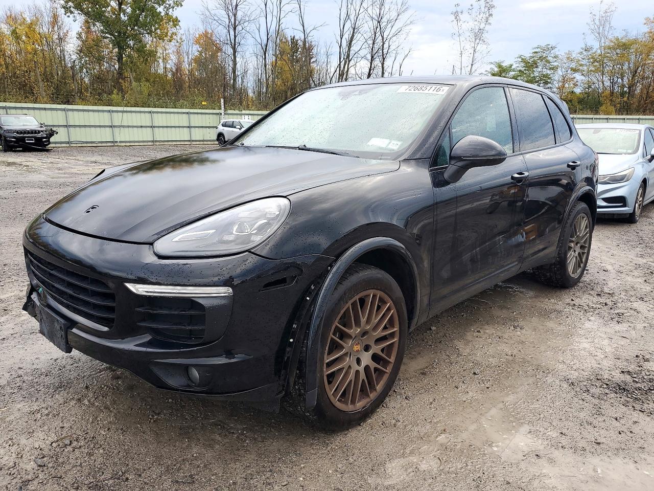 2017 PORSCHE CAYENNE — Front 3/4