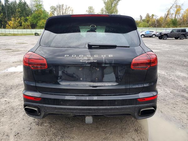 2017 PORSCHE CAYENNE — DIRR