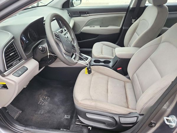 2018 HYUNDAI ELANTRA — DENT