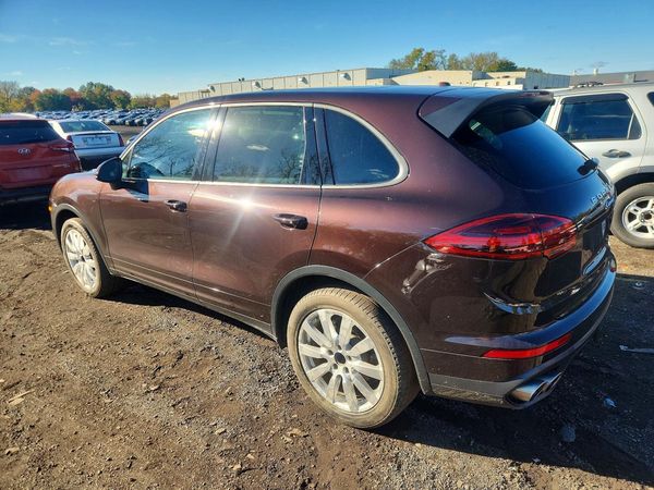 2015 PORSCHE CAYENNE — DSRA