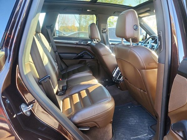 2015 PORSCHE CAYENNE — PSRS