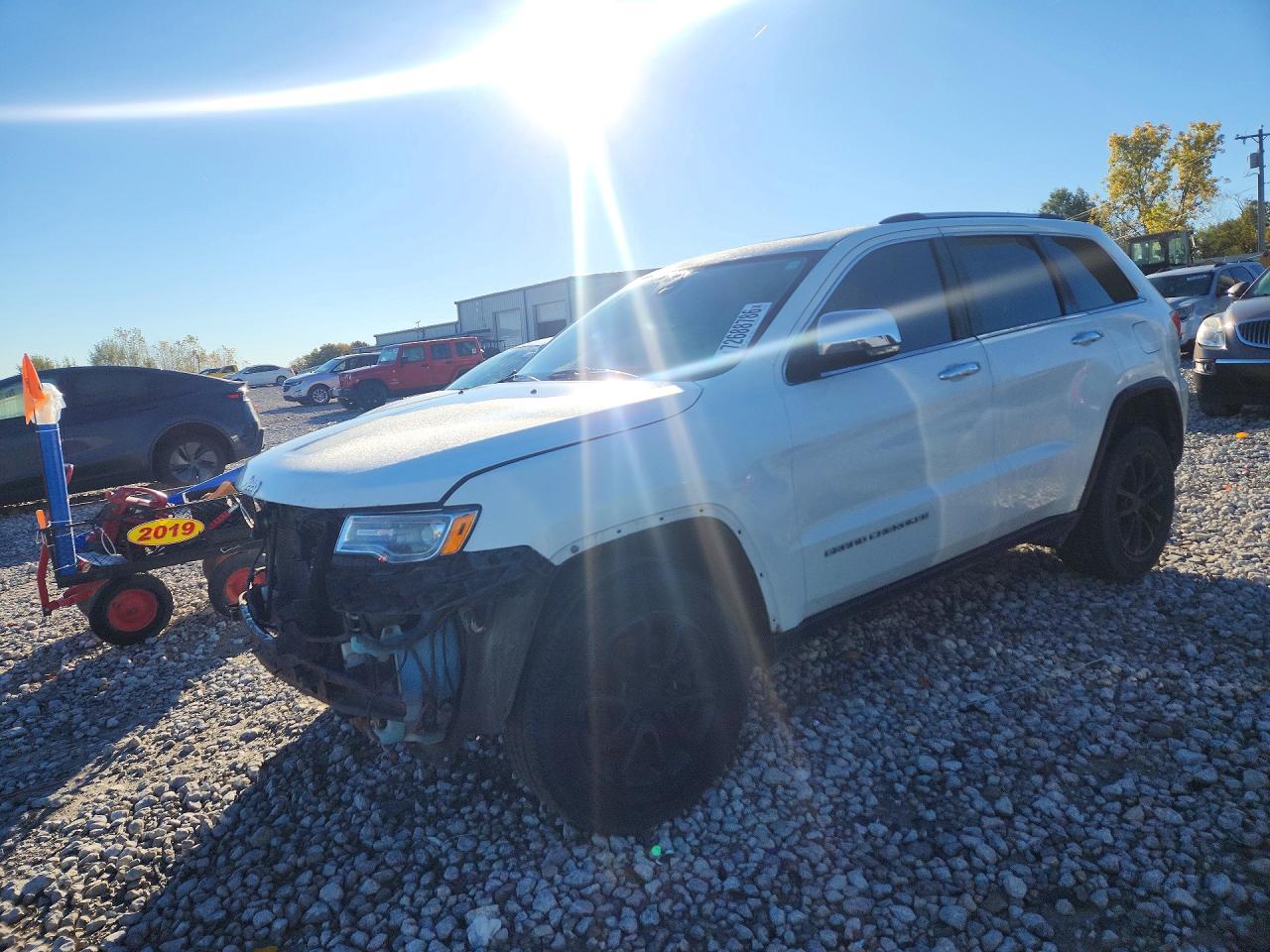 2014 JEEP CHEROKEE Limited — Front 3/4