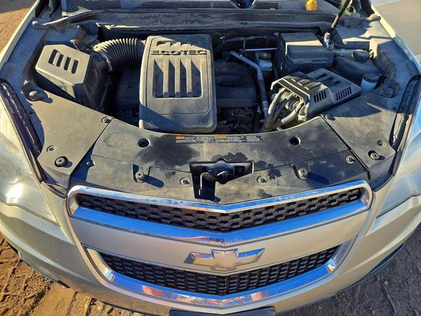 2015 CHEVROLET EQUINOX LS — Engine bay