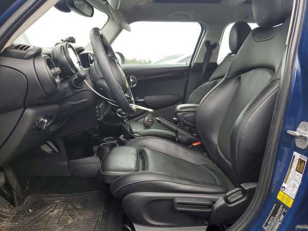 2016 MINI COOPER — DENT