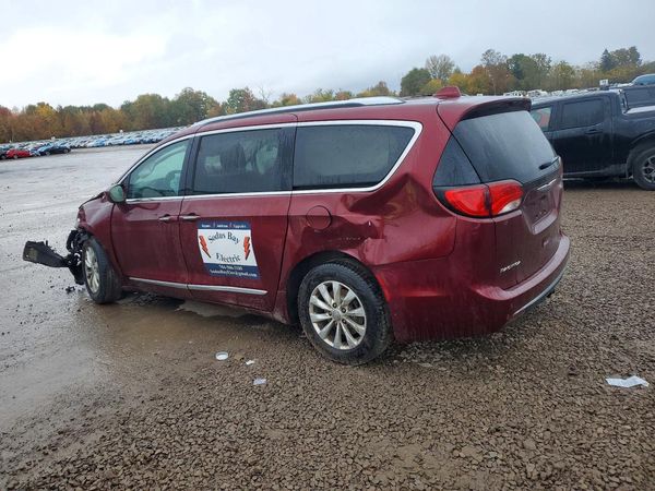 2019 CHRYSLER PACIFICA Touring L — DSRA