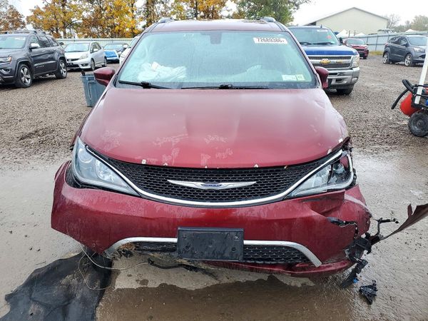 2019 CHRYSLER PACIFICA Touring L — DIRF