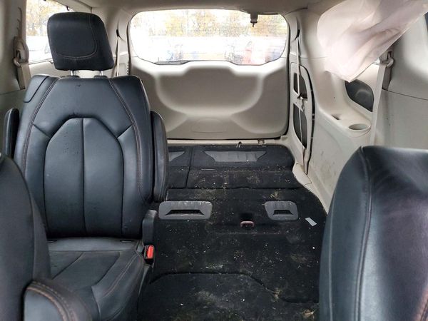 2019 CHRYSLER PACIFICA Touring L — SUVN