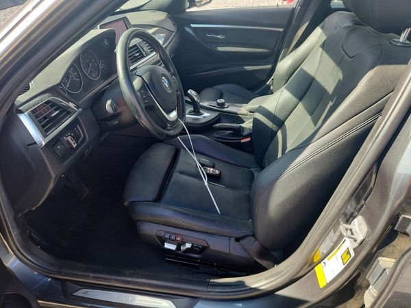 2018 BMW 330 SA — DENT