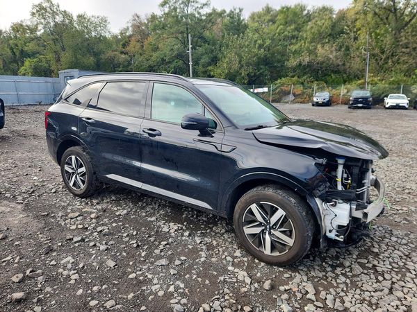 2021 KIA SORENTO EX — Passenger 3/4