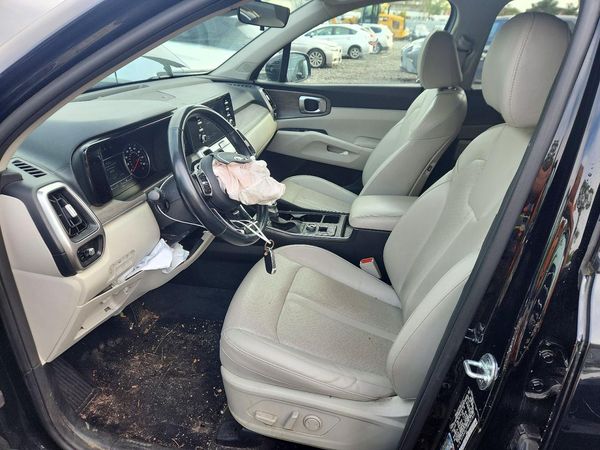 2021 KIA SORENTO EX — DENT