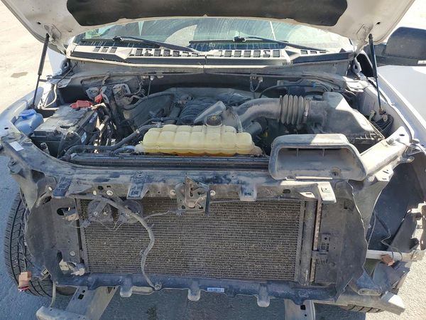 2019 FORD F150 — Engine bay