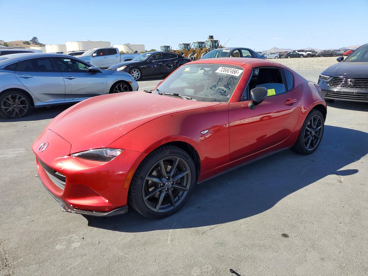 2017 MAZDA MX-5 MIATA Club — Front 3/4