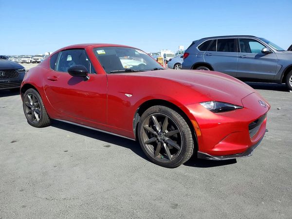 2017 MAZDA MX-5 MIATA Club — Passenger 3/4