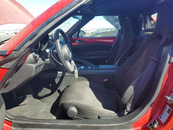 2017 MAZDA MX-5 MIATA Club — DENT