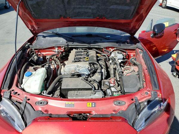 2017 MAZDA MX-5 MIATA Club — Engine bay