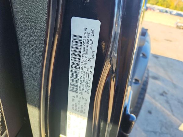 2012 JEEP WRANGLER Sahara — VINS