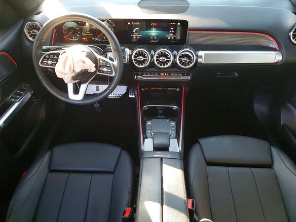 2021 MERCEDES-BENZ GLB GLB250