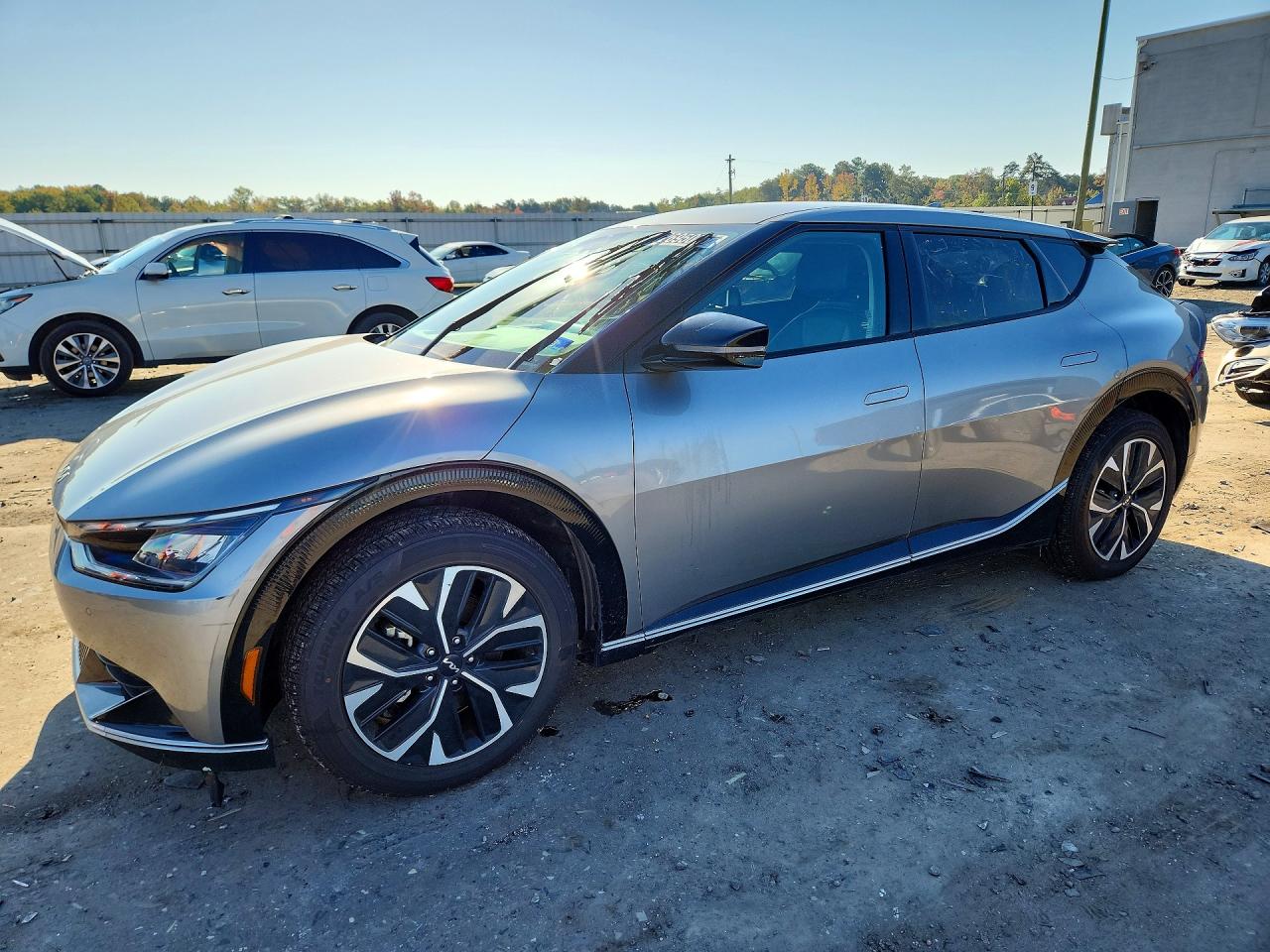 2023 KIA EV6 Light, Wind — Front 3/4