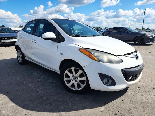 2013 MAZDA 2 Touring/GS — Passenger 3/4