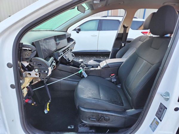 2026 HYUNDAI TUCSON SEL, SEL Plus — DENT