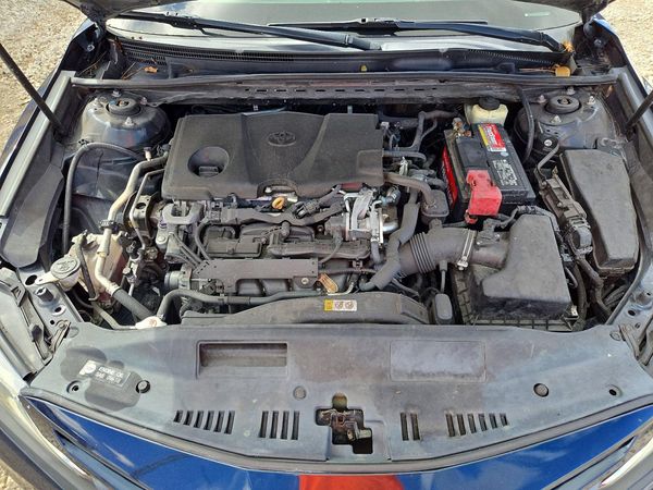 2018 TOYOTA CAMRY L/LE/SE/XLE — Engine bay