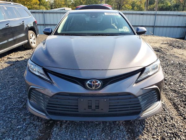 2021 TOYOTA CAMRY LE — DIRF