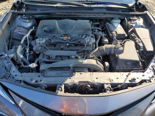 2021 TOYOTA CAMRY LE — Engine bay