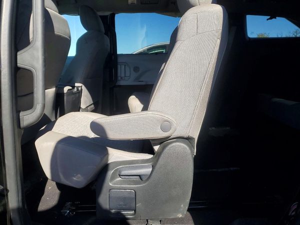 2025 TOYOTA SIENNA LE — PSRS