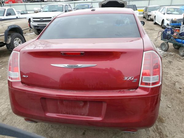2014 CHRYSLER 300
