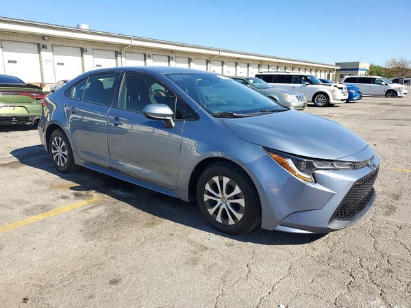 2021 TOYOTA COROLLA LE — Passenger 3/4
