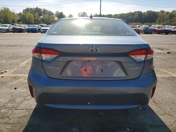 2021 TOYOTA COROLLA LE — DIRR