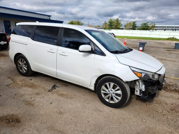 2017 KIA SEDONA LX — Passenger 3/4