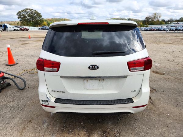 2017 KIA SEDONA LX — DIRR