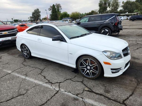 2013 MERCEDES-BENZ C-CLASS C250 — Passenger 3/4