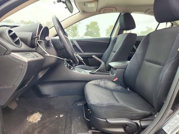 2012 MAZDA 3 Touring/GS — DENT
