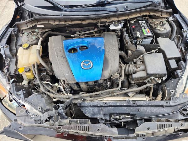 2012 MAZDA 3 Touring/GS — Engine bay