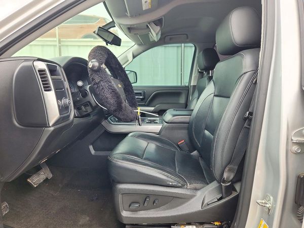 2018 CHEVROLET SILVERADO LT — DENT