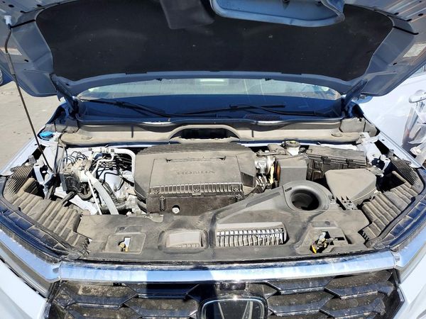 2023 HONDA PILOT ELITE — Engine bay