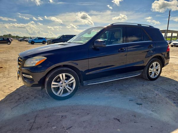 2013 MERCEDES-BENZ ML ML350 4-MATIC — Front 3/4