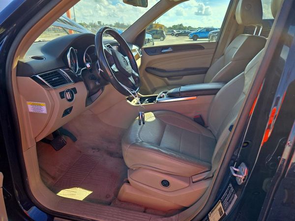 2013 MERCEDES-BENZ ML ML350 4-MATIC — DENT