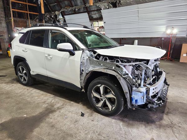 2023 TOYOTA RAV4 SE — Passenger 3/4
