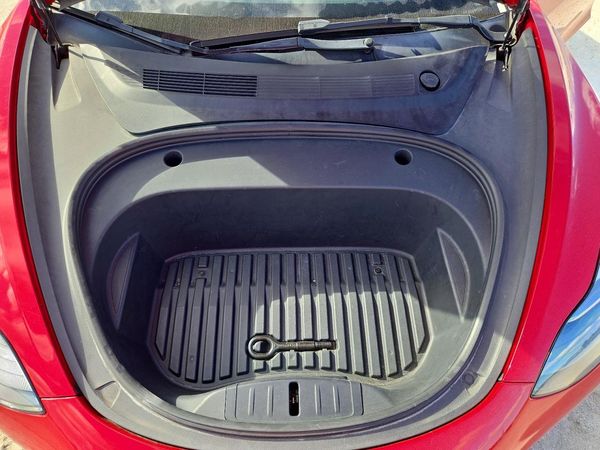 2022 TESLA MODEL 3 — Engine bay