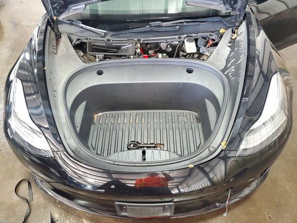 2023 TESLA MODEL 3 — Engine bay