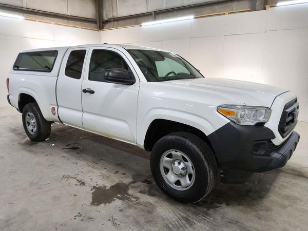 2023 TOYOTA TACOMA SR5 — Passenger 3/4