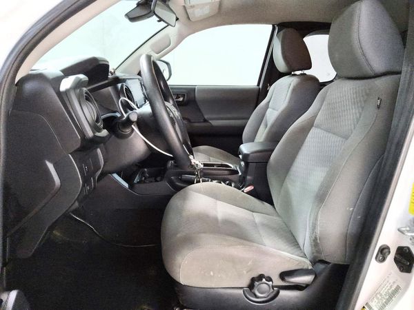 2023 TOYOTA TACOMA SR5 — DENT
