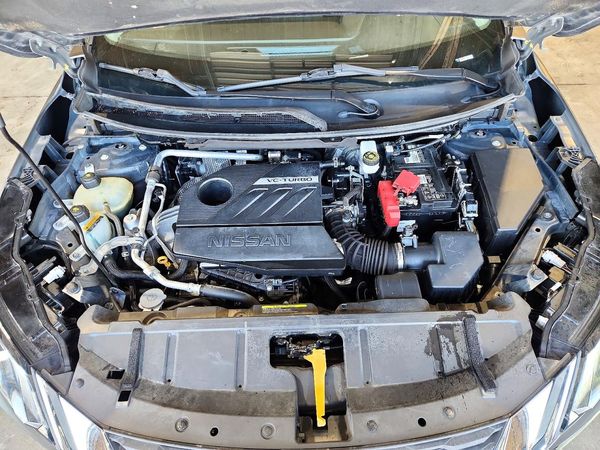 2023 NISSAN ROGUE S — Engine bay