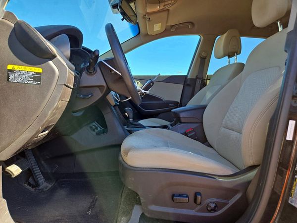 2017 HYUNDAI SANTA FE — DENT