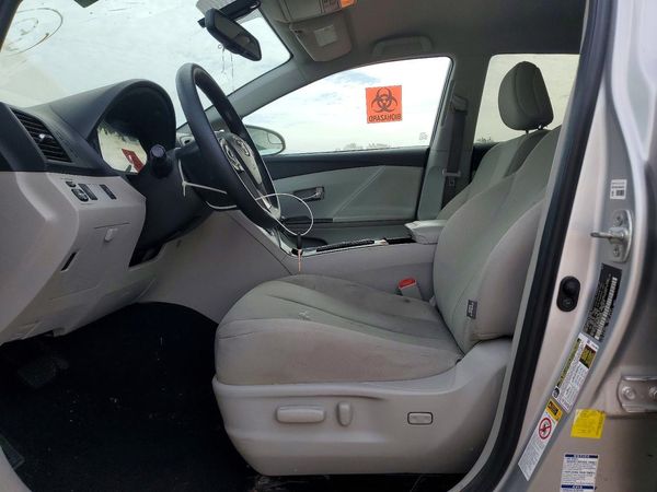 2014 TOYOTA VENZA XLE — DENT