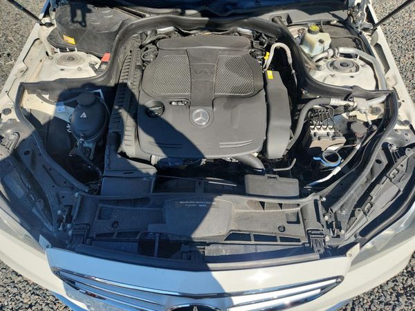 2016 MERCEDES-BENZ E E350 — Engine bay
